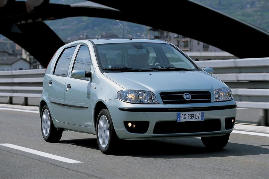  Fiat Punto 2003 года  (фото 22 из 67)
